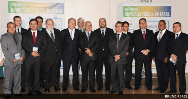 lancamento-anuario-agu-201413